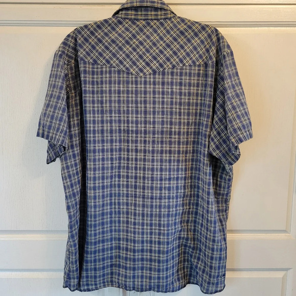 Vintage Wrangler Short Sleeve Plaid Western Fit Pearl Snap Button Shirt - Picture 2 of 4